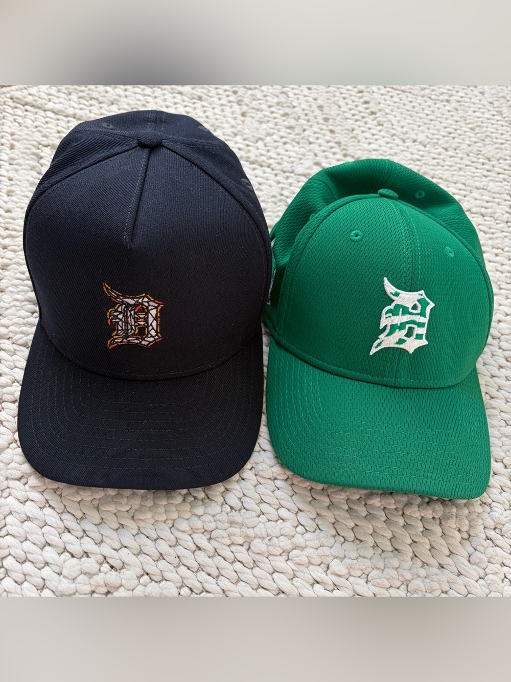 NEW ERA 2 Detroit Tigers Fitted Baseball Caps Hats Mens Large/XLarge & 7 5/8 EUC